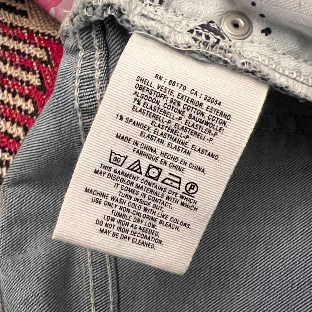 Pilcro Anthropologie high-rise bootcut jeans hem detailing 30 x 27” embroidery - Picture 9 of 9